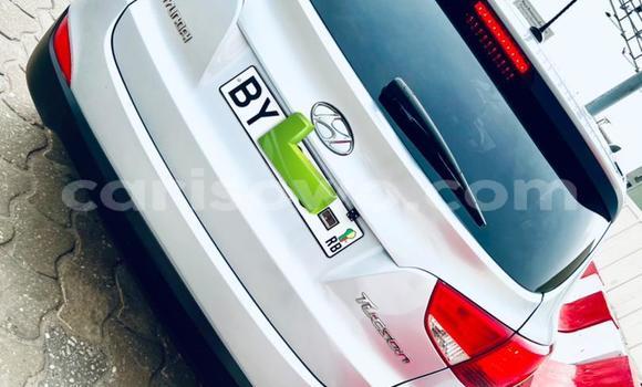 Sayi Na hannu Hyundai Tucson Azurfa Mota in Abomey Calavi a Benin Sayi Na hannu Hyundai Tucson Azurfa Mota in Abomey Calavi a Benin