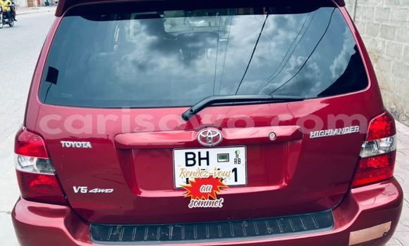 Ra Àlòkù Toyota Highlander Red Ọkọ̀ in Cotonou ni Benin Ra Àlòkù Toyota Highlander Red Ọkọ̀ in Cotonou ni Benin