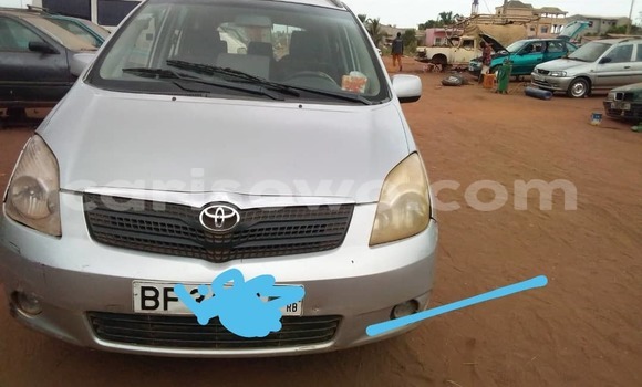 Ra Àlòkù Toyota Corolla Verso Silver Ọkọ̀ in Cotonou ni Benin Ra Àlòkù Toyota Corolla Verso Silver Ọkọ̀ in Cotonou ni Benin