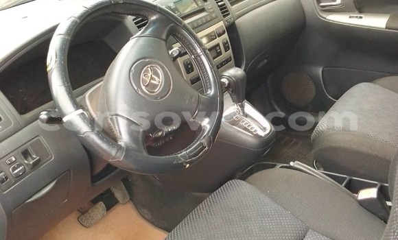 Ra Àlòkù Toyota Corolla Verso Silver Ọkọ̀ in Cotonou ni Benin Ra Àlòkù Toyota Corolla Verso Silver Ọkọ̀ in Cotonou ni Benin