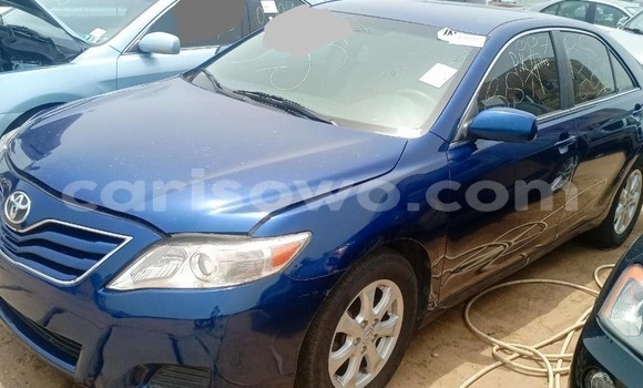 Acheter Import Voiture Toyota Camry Bleu à Cotonou, Benin Acheter Import Voiture Toyota Camry Bleu à Cotonou, Benin