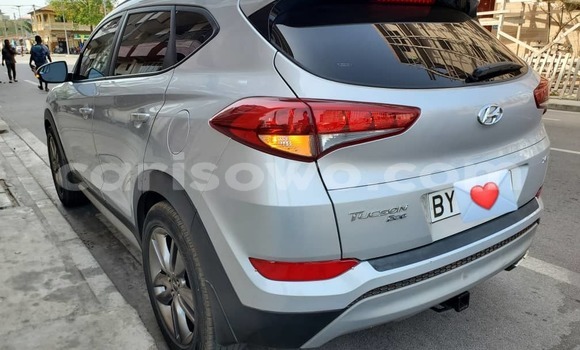 Buy Used Hyundai Santa Fe Silver Car in Cotonou in Benign Buy Used Hyundai Santa Fe Silver Car in Cotonou in Benign