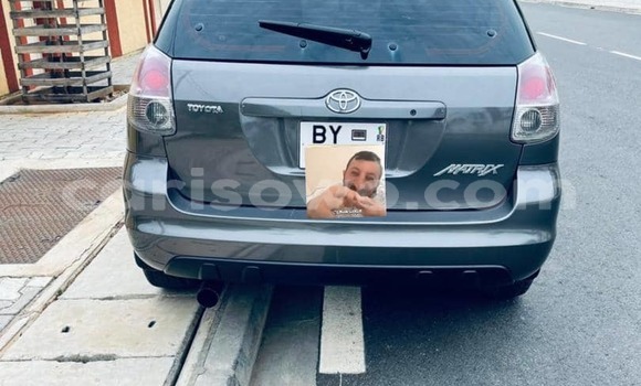 Ra Àlòkù Toyota Matrix Silver Ọkọ̀ in Abomey Calavi ni Benin
