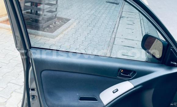 Acheter Occasion Voiture Toyota Matrix Gris à Abomey Calavi, Benin Acheter Occasion Voiture Toyota Matrix Gris à Abomey Calavi, Benin