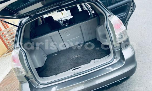 Acheter Occasion Voiture Toyota Matrix Gris à Abomey Calavi, Benin Acheter Occasion Voiture Toyota Matrix Gris à Abomey Calavi, Benin