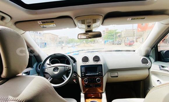 Sayi Na hannu Mercedes-Benz ML–Class Black Mota in Abomey Calavi a Benin