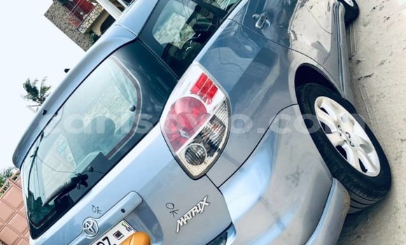 Acheter Occasion Voiture Toyota Matrix Bleu à Cotonou, Benin Acheter Occasion Voiture Toyota Matrix Bleu à Cotonou, Benin