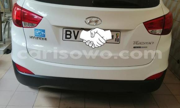 Sayi Na hannu Hyundai Tucson White Mota in Abomey Calavi a Benin Sayi Na hannu Hyundai Tucson White Mota in Abomey Calavi a Benin