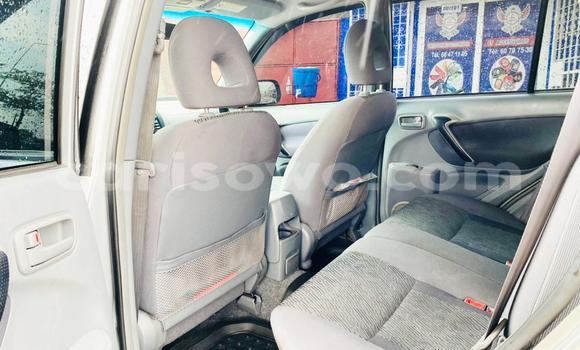 Ra Àlòkù Toyota RAV4 Silver Ọkọ̀ in Cotonou ni Benin Ra Àlòkù Toyota RAV4 Silver Ọkọ̀ in Cotonou ni Benin