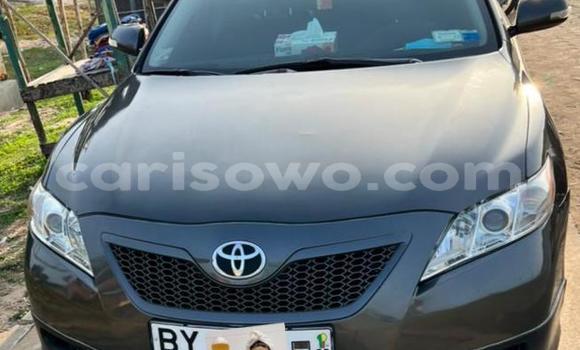 Sayi Na hannu Toyota Camry Azurfa Mota in Cotonou a Benin Sayi Na hannu Toyota Camry Azurfa Mota in Cotonou a Benin