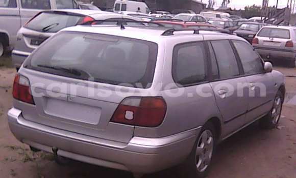 Acheter Occasion Voiture Nissan Primera Gris à Porto Novo, Benin Acheter Occasion Voiture Nissan Primera Gris à Porto Novo, Benin