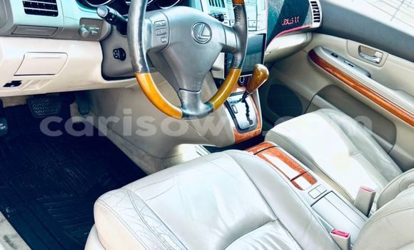 Sayi Na hannu Lexus RX 330 M Mota in Abomey Calavi a Benin Sayi Na hannu Lexus RX 330 M Mota in Abomey Calavi a Benin