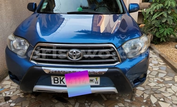 Acheter Occasion Voiture Toyota Highlander Bleu à Cotonou, Benin