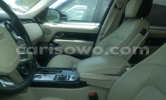 Ra Àlòkù Land Rover Range Rover Blue Ọkọ̀ in Cotonou ni Benin Ra Àlòkù Land Rover Range Rover Blue Ọkọ̀ in Cotonou ni Benin