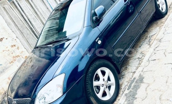 Sayi Na hannu Toyota Corolla Blue Mota in Abomey Calavi a Benin
