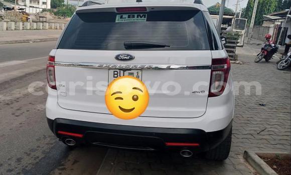 Acheter Occasion Voiture Ford Explorer Blanc à Cotonou, Benin