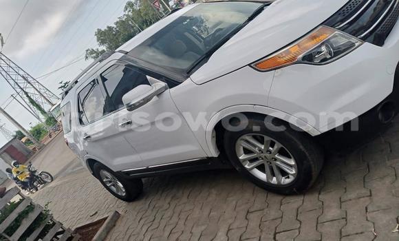 Buy Used Ford Explorer White Car in Cotonou in Benign Buy Used Ford Explorer White Car in Cotonou in Benign