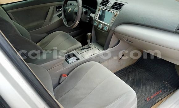 Acheter Occasion Voiture Toyota Camry Gris à Abomey Calavi, Benin Acheter Occasion Voiture Toyota Camry Gris à Abomey Calavi, Benin