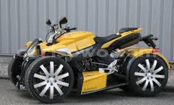 Ra Àlòkù Lexus RX 350 funfun Ọkọ̀ in Abomey Calavi ni Benin Ra Àlòkù Lexus RX 350 funfun Ọkọ̀ in Abomey Calavi ni Benin