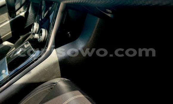 Acheter Occasion Voiture Land Rover Range Rover Velar Noir à Cotonou, Benin Acheter Occasion Voiture Land Rover Range Rover Velar Noir à Cotonou, Benin