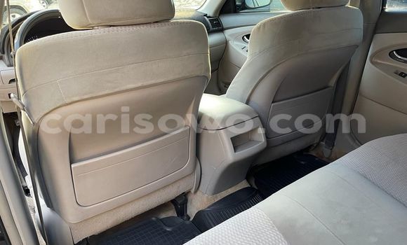 Ra Tuntun Toyota Camry Black Ọkọ̀ in Cotonou ni Benin Ra Tuntun Toyota Camry Black Ọkọ̀ in Cotonou ni Benin