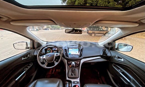 Acheter Occasion Voiture Ford Escape Blanc à Abomey Calavi, Benin