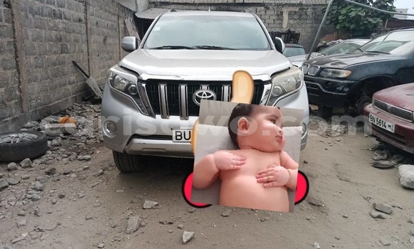 Acheter Occasion Voiture Toyota Prado Gris à Cotonou, Benin Acheter Occasion Voiture Toyota Prado Gris à Cotonou, Benin
