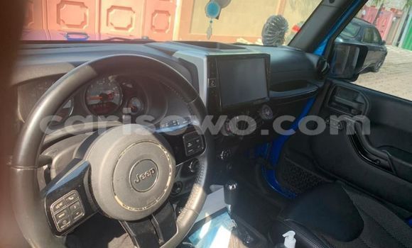 Sayi Na hannu Jeep Wrangler Blue Mota in Cotonou a Benin Sayi Na hannu Jeep Wrangler Blue Mota in Cotonou a Benin