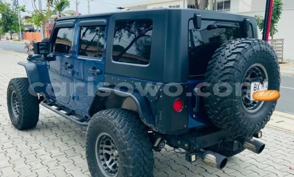 Sayi Na hannu Jeep Wrangler Blue Mota in Cotonou a Benin