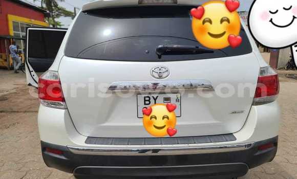 Acheter Occasion Voiture Toyota Highlander Blanc à Abomey Calavi, Benin Acheter Occasion Voiture Toyota Highlander Blanc à Abomey Calavi, Benin