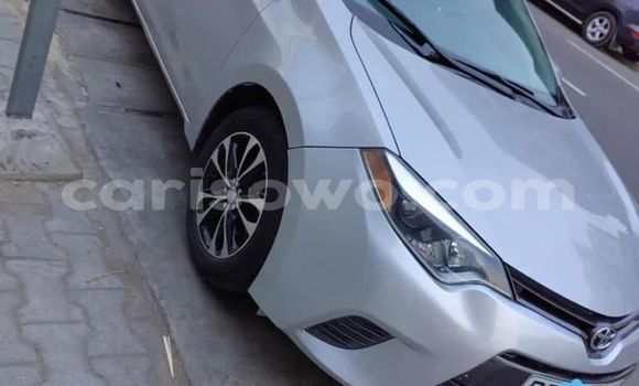 Sayi Na hannu Toyota Corolla II Azurfa Mota in Abomey Calavi a Benin Sayi Na hannu Toyota Corolla II Azurfa Mota in Abomey Calavi a Benin