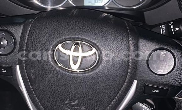 Sayi Na hannu Toyota Corolla II Azurfa Mota in Abomey Calavi a Benin Sayi Na hannu Toyota Corolla II Azurfa Mota in Abomey Calavi a Benin