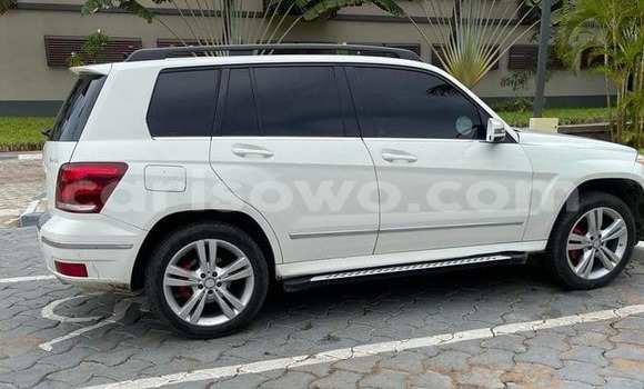 Acheter Occasion Voiture Mercedes-Benz GLK–Class Blanc à Cotonou, Benin