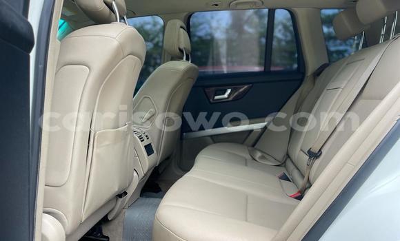 Sayi Na hannu Mercedes-Benz GLK–Class White Mota in Cotonou a Benin Sayi Na hannu Mercedes-Benz GLK–Class White Mota in Cotonou a Benin