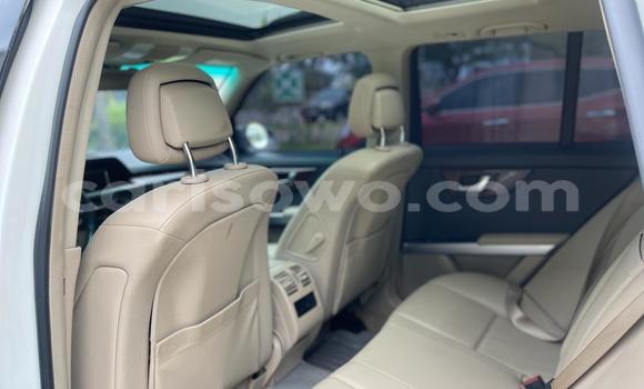 Sayi Na hannu Mercedes-Benz GLK–Class White Mota in Cotonou a Benin Sayi Na hannu Mercedes-Benz GLK–Class White Mota in Cotonou a Benin
