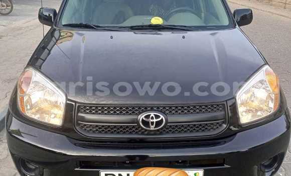 Sayi Na hannu Toyota RAV4 Black Mota in Abomey Calavi a Benin