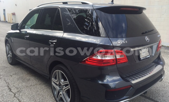 Acheter Occasion Voiture Mercedes-Benz A-klasse AMG Noir à Porto Novo, Benin Acheter Occasion Voiture Mercedes-Benz A-klasse AMG Noir à Porto Novo, Benin