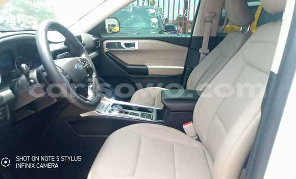 Sayi Imported Ford Explorer White Mota in Cotonou a Benin Sayi Imported Ford Explorer White Mota in Cotonou a Benin