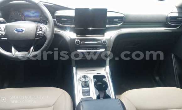 Sayi Imported Ford Explorer White Mota in Cotonou a Benin Sayi Imported Ford Explorer White Mota in Cotonou a Benin