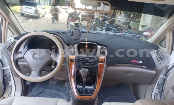 Ra Àlòkù Lexus RX 300 Silver Ọkọ̀ in Cotonou ni Benin Ra Àlòkù Lexus RX 300 Silver Ọkọ̀ in Cotonou ni Benin