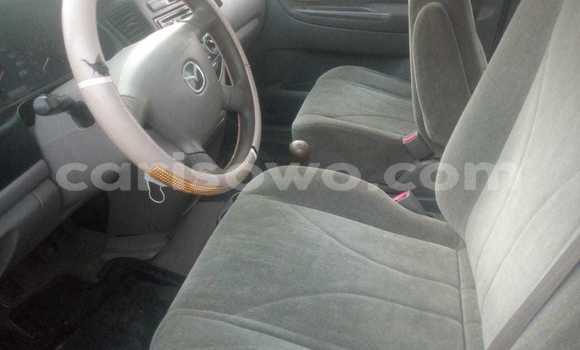 Sayi Na hannu Mazda MPV White Mota in Cotonou a Benin Sayi Na hannu Mazda MPV White Mota in Cotonou a Benin