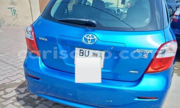 Sayi Na hannu Toyota Matrix Blue Mota in Cotonou a Benin