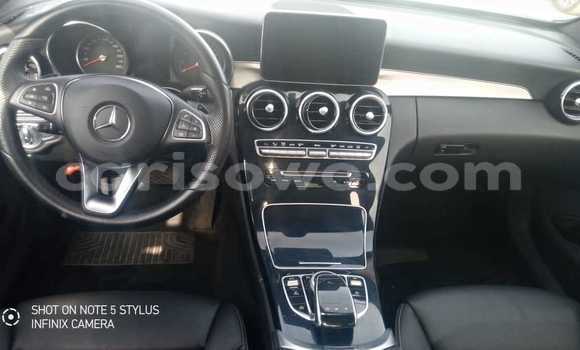 Sayi Imported Mercedes-Benz C-klasse White Mota in Cotonou a Benin Sayi Imported Mercedes-Benz C-klasse White Mota in Cotonou a Benin