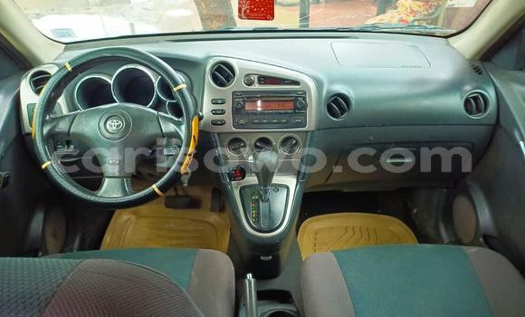 Ra Àlòkù Toyota Matrix Silver Ọkọ̀ in Abomey Calavi ni Benin Ra Àlòkù Toyota Matrix Silver Ọkọ̀ in Abomey Calavi ni Benin