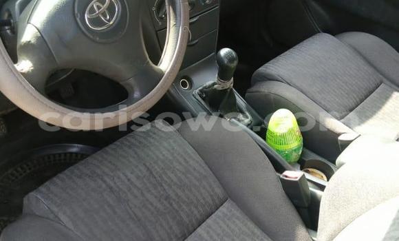 Sayi Na hannu Toyota Corolla White Mota in Cotonou a Benin Sayi Na hannu Toyota Corolla White Mota in Cotonou a Benin