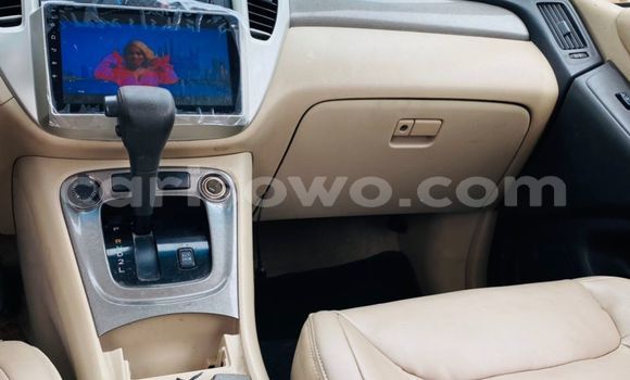 Buy Used Toyota Highlander Beige Car in Abomey Calavi in Benign Buy Used Toyota Highlander Beige Car in Abomey Calavi in Benign