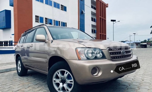 Buy Used Toyota Highlander Beige Car in Abomey Calavi in Benign Buy Used Toyota Highlander Beige Car in Abomey Calavi in Benign