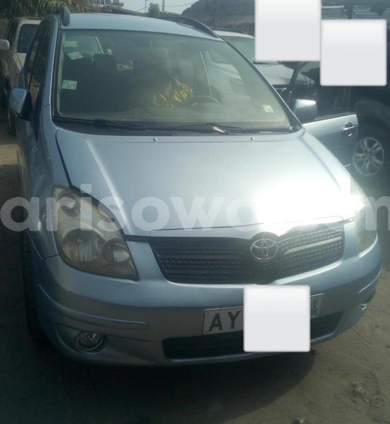 Big with watermark toyota corolla verso benin cotonou 13393