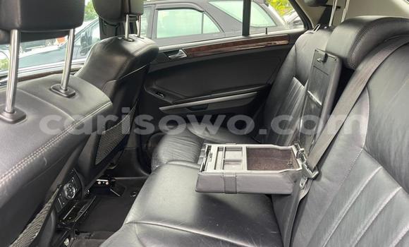 Ra Àlòkù Mercedes-Benz ML–Class Silver Ọkọ̀ in Cotonou ni Benin Ra Àlòkù Mercedes-Benz ML–Class Silver Ọkọ̀ in Cotonou ni Benin