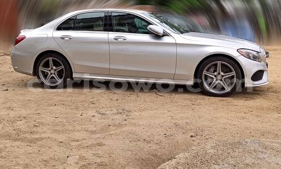 Acheter Occasion Voiture Mercedes-Benz C-klasse AMG Gris à Cotonou, Benin Acheter Occasion Voiture Mercedes-Benz C-klasse AMG Gris à Cotonou, Benin
